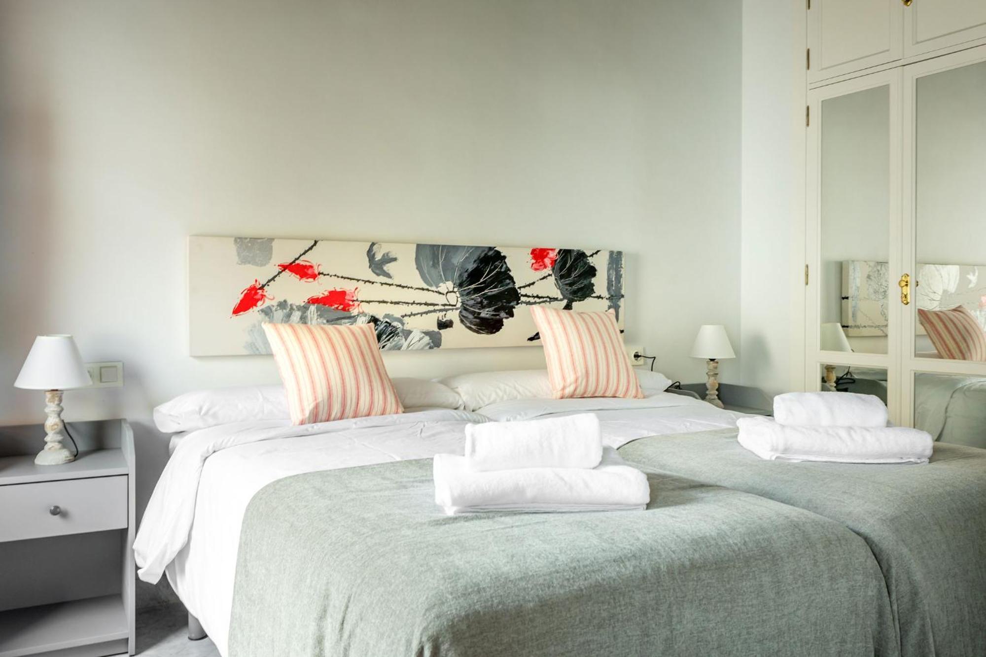 Villa Romana Kindly Apartment Seville Exterior photo